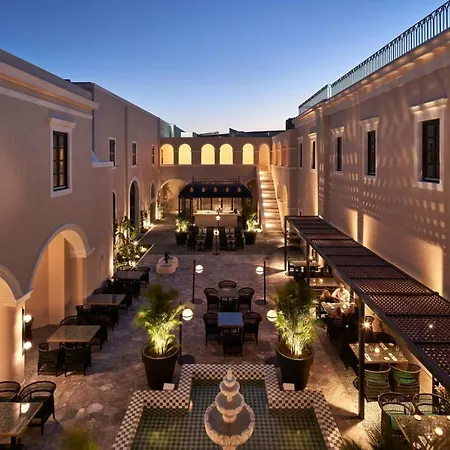 Отель Katikies Garden Santorini - The Leading Of The World 5*
