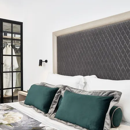 Hotel Katikies Garden Santorini - The Leading Of The World 5*