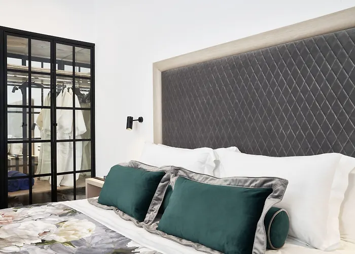 Hotel Katikies Garden Santorini - The Leading Of The World 5*