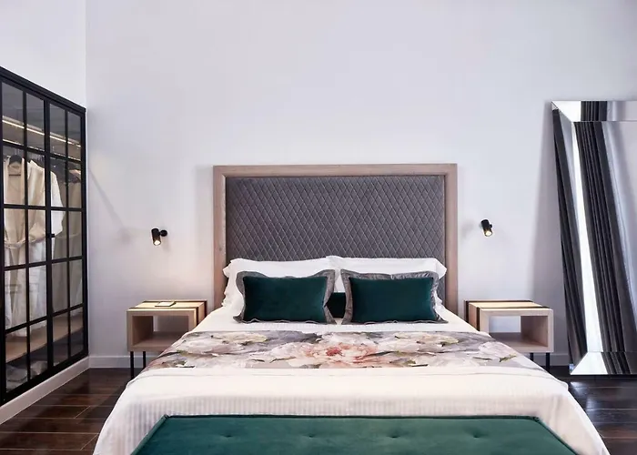 Katikies Garden Santorini - The Leading Of The World