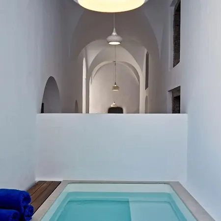 Katikies Garden Santorini - The Leading Of The World Φηρά