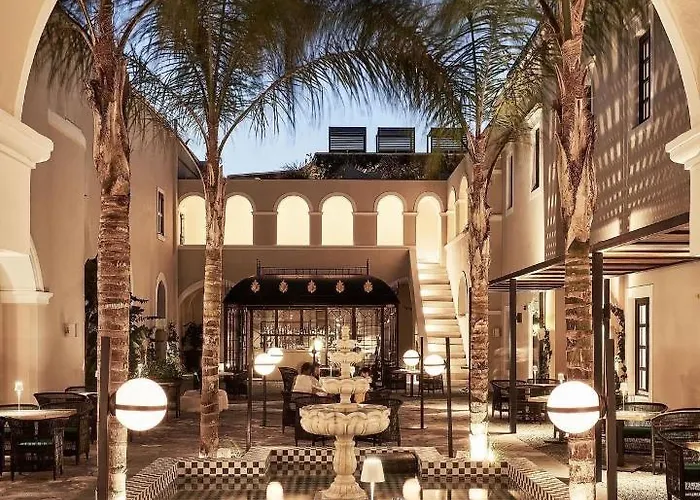 Katikies Garden Santorini - The Leading Of The World סנטוריני