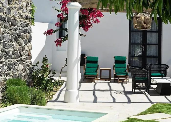 Katikies Garden Santorini - The Leading Of The World